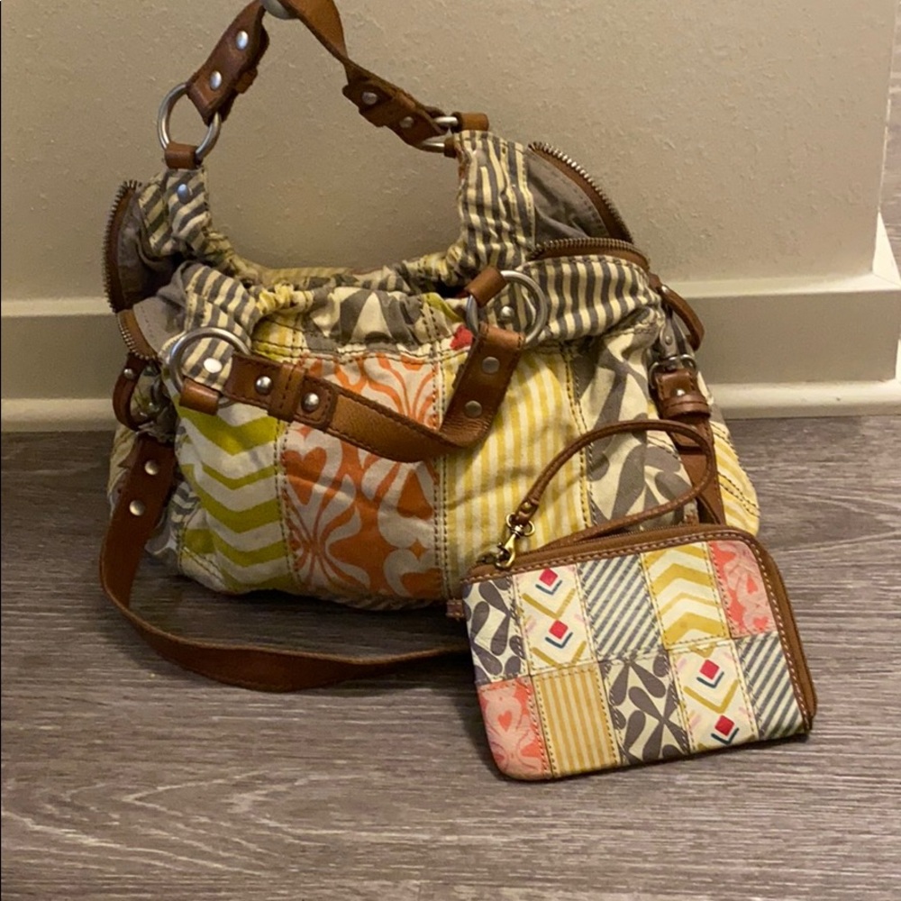 COPY - Fossil handbag w/ crossbody strap multi patch
